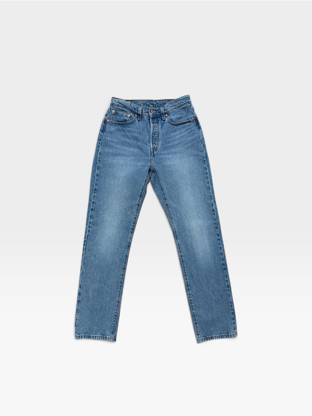 Classic Levi’s 501 High-Rise Straight Jeans in Light Blue